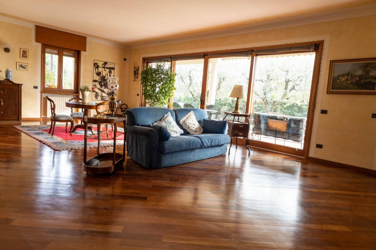 Willa Dory's House *
